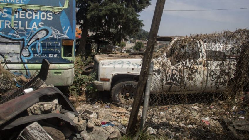 ¡A quitarlos de las calles! 900 autos chatarra fueron retirados en Tlalpan