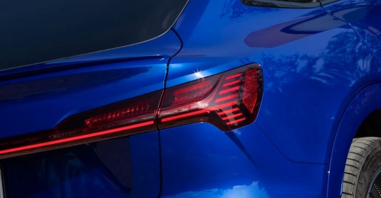 Diseño de la Audi Q8 Sportback e-tron 2024