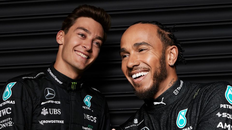 Lewis Hamilton y George Rusell permanecerán en Mercedes hasta 2025.