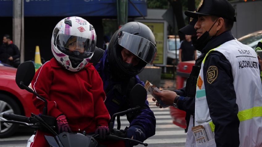 ¿Cómo transportar a los niños y niñas de forma segura en una motocicleta? Toma en cuenta estos tips