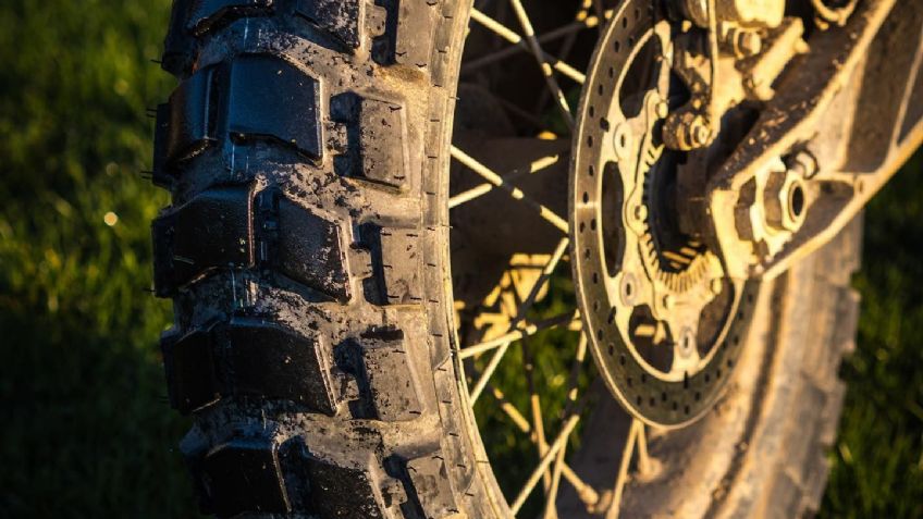 ¿Qué tipo de llantas son mejores para la motocicleta?