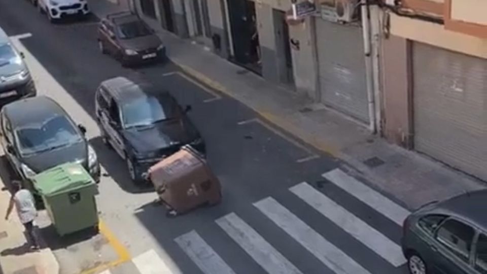 Ve cómo choca esta BMW X5