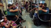 Hay multa por usar el asiento reservado en el Metro CDMX, ¡no te hagas el dormido!