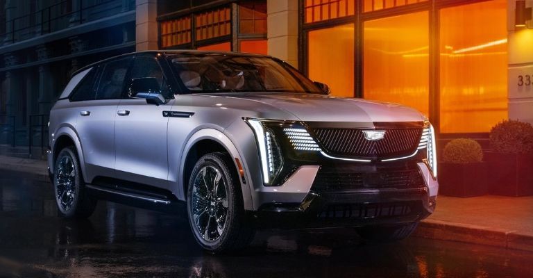 Características de la Cadillac Escalade IQ 2025