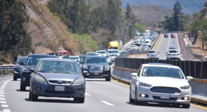 ¿Sabes manejar en carretera? Esta es la distancia correcta que debes de dejar