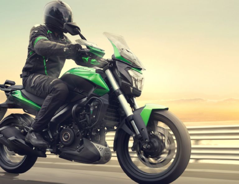 Cuánto cuesta la motocicleta Bajaj Dominar 400