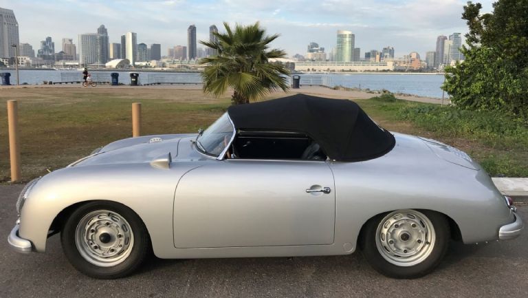 Porsche 356 de El Santo