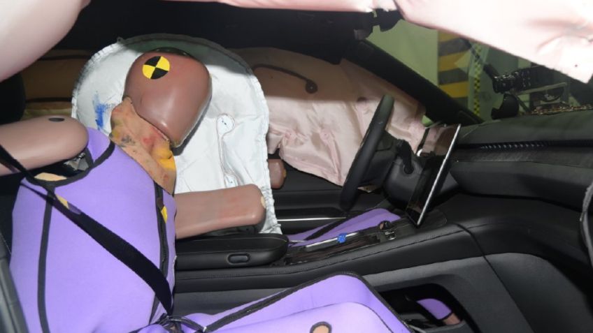 Se crea el primer maniquí femenino para pruebas de choques; ¿Autos más seguros para las mujeres?