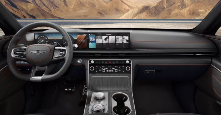Motor e interior de la Genesis GV80 Coupe