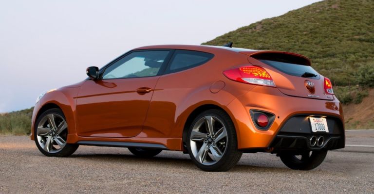 Hyundai Veloster llamado a revisión