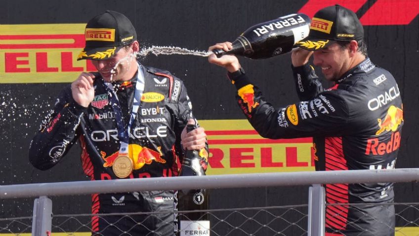 ¡Hay confianza en Red Bull! Verstappen celebra el GP de Italia 2023 con 'nalgada' a Checo Pérez
