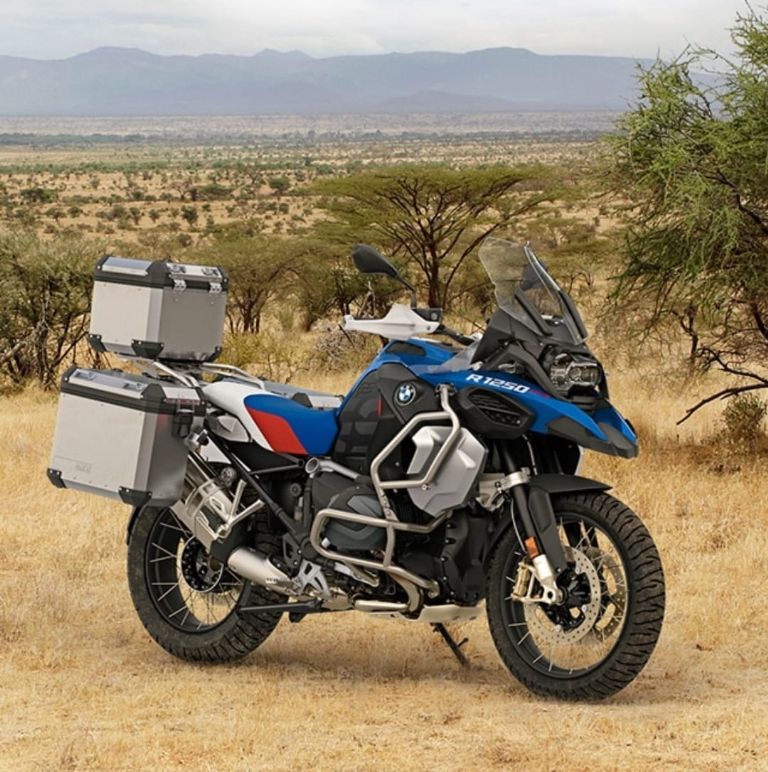Por qué se llama moto adventure