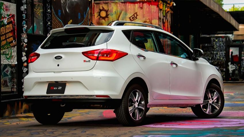 3 SUV's citadinas 2024 para gastar menos gasolina rumbo al trabajo