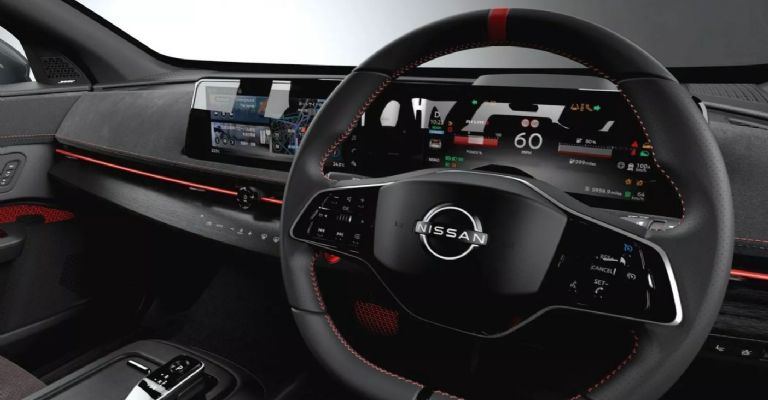 Motor e interior de la Nissan Ariya Nismo 