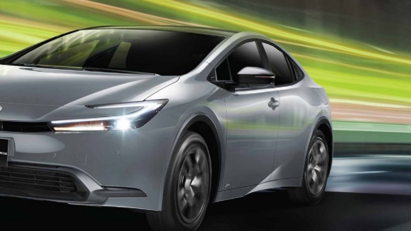 El auto híbrido de Toyota con las 3b's: Bueno, bonito y barato