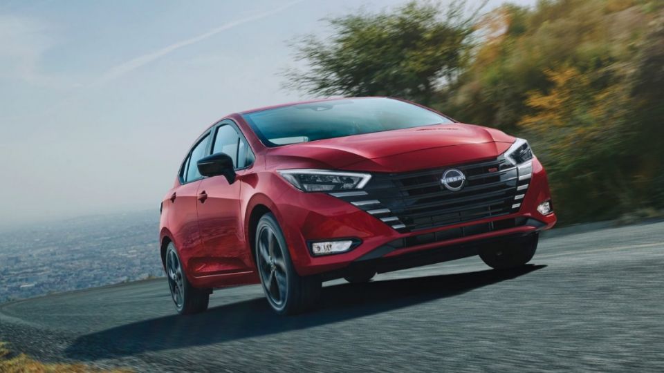 El Nissan Versa es el auto mejor vendido del fabricante japonés en México.