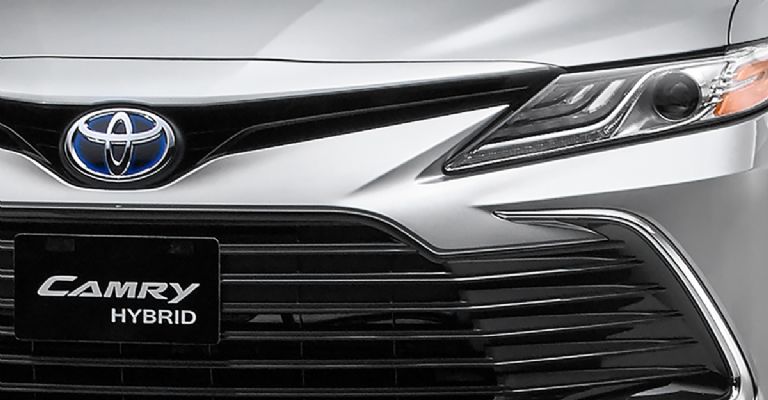 Toyota Camry Hybrid 