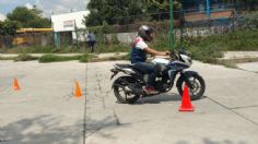 ¿Quieres aprender a andar en moto este 2024? En estos lugares lo puedes hacer