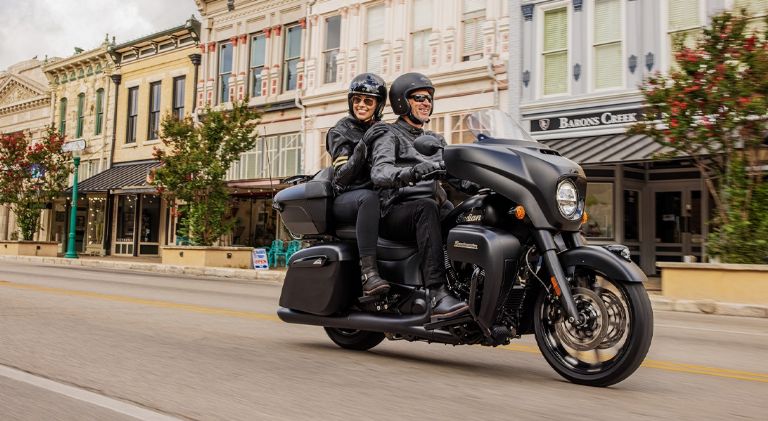 Indian Roadmaster Dark Horse