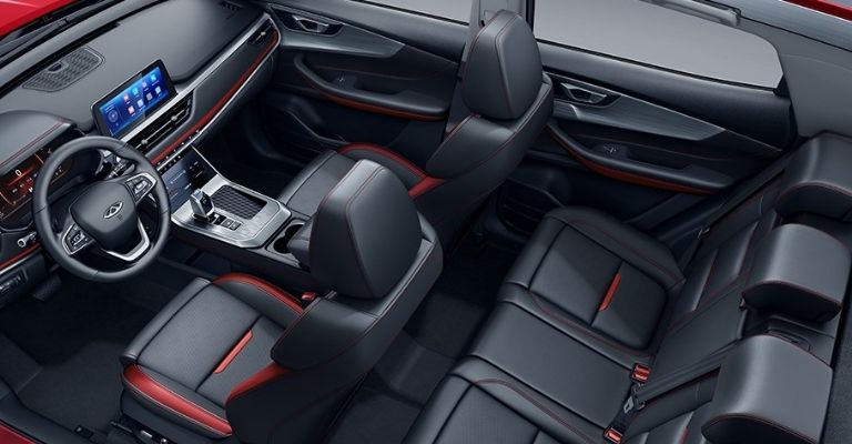 Motor e interior de la Tiggo 4 Pro 2024