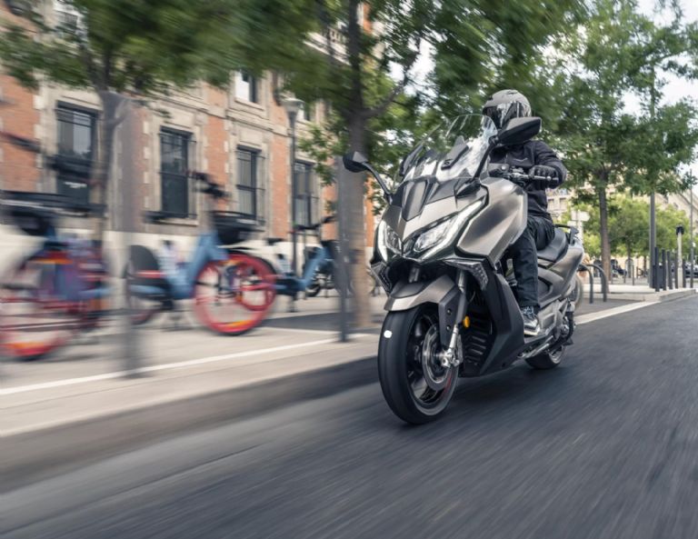 Características del KYMCO AK 550 Premium