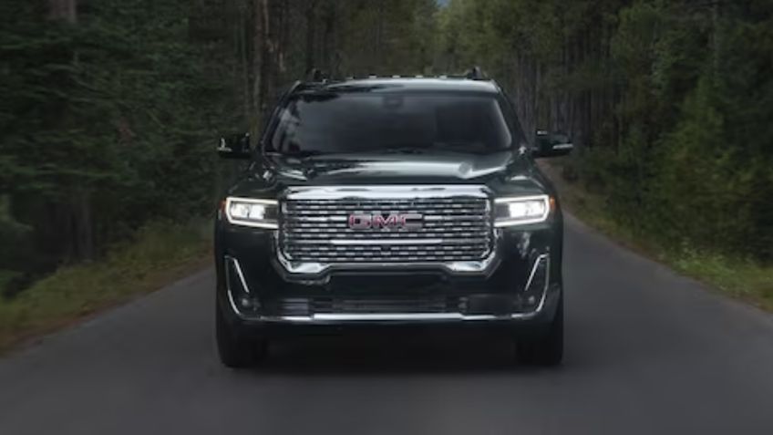 Capacidad de carga de GMC Acadia, ¡fresona y de lujo, pero está lista para el trabajo duro!