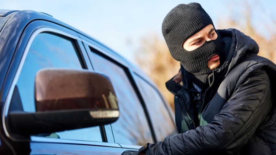 Los ladrones de autos tienen una hora preferida para operar.