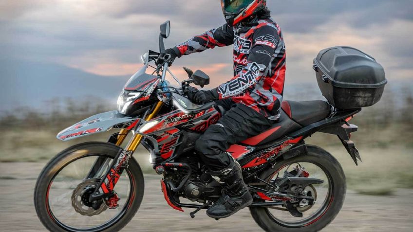 ¿Cuánto cuesta la Vento Crossmax 300 Rally? Una moto doble propósito completamente equipada