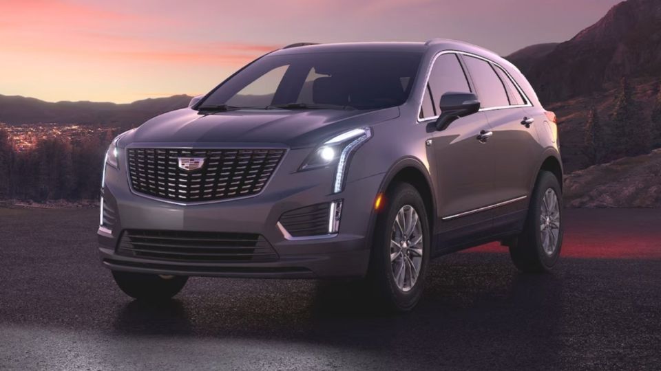 Ve qué precio tiene esta SUV mediana de Cadillac