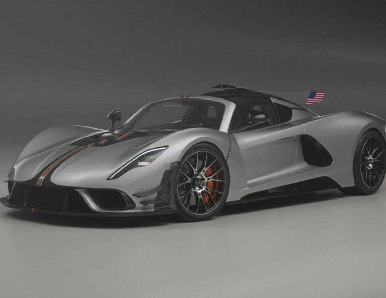 Aaron Judge y su superdeportivo Hennessey Venom F5