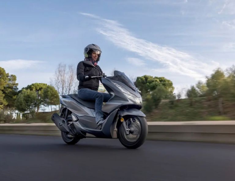 Precio del scooter Honda PCX