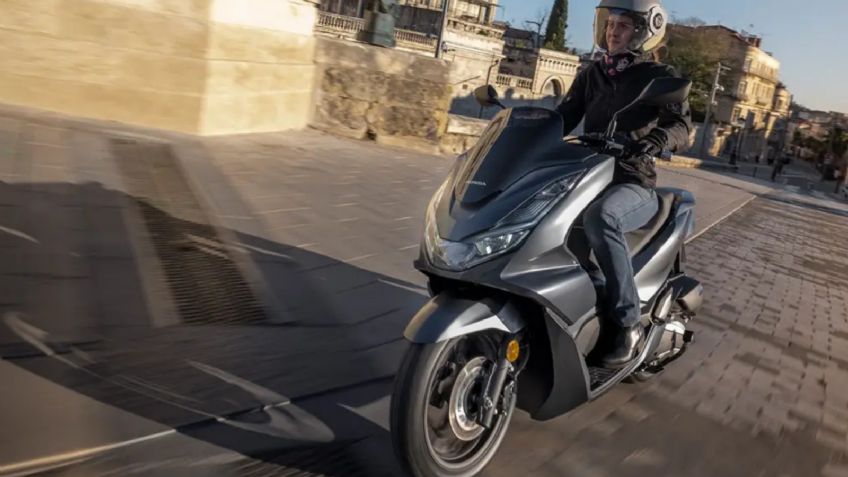 Honda PCX: Un scooter que podría competirle al Suzuki Burgman Street 125 en México