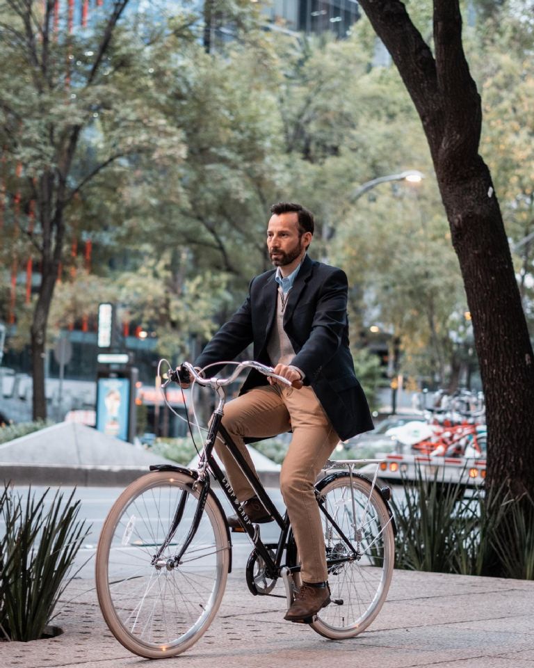 Ventajas de transportarse al trabajo en bicicleta