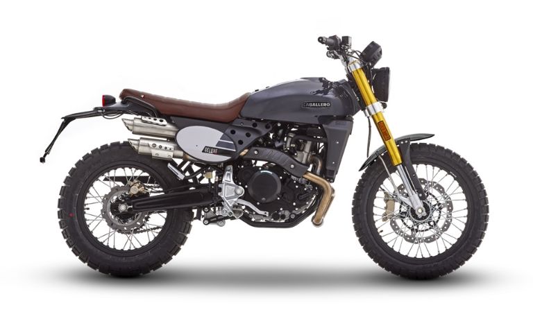 Fantic Deluxe 500 Una moto que combina el estilo scrambler y el off-road