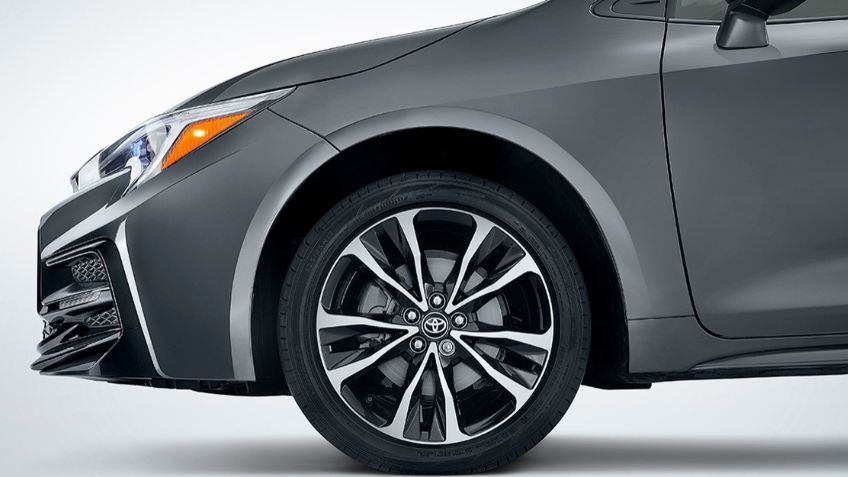 Contén la respiración antes de conocer este sedán japonés y más seguro de Toyota