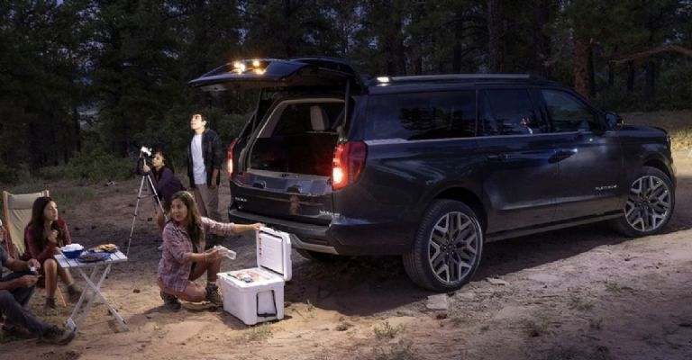 Ford Expedition 2025 