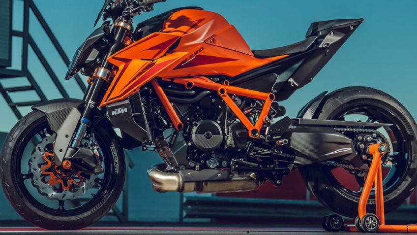 ¿Cuánto corre la KTM 1390 Super Duke R Evo 2024? Es una motocicleta BEAST, pura y evolucionada