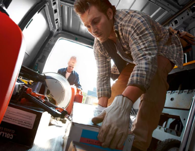 Chevrolet Express Max 2025 Una van versátil y capaz