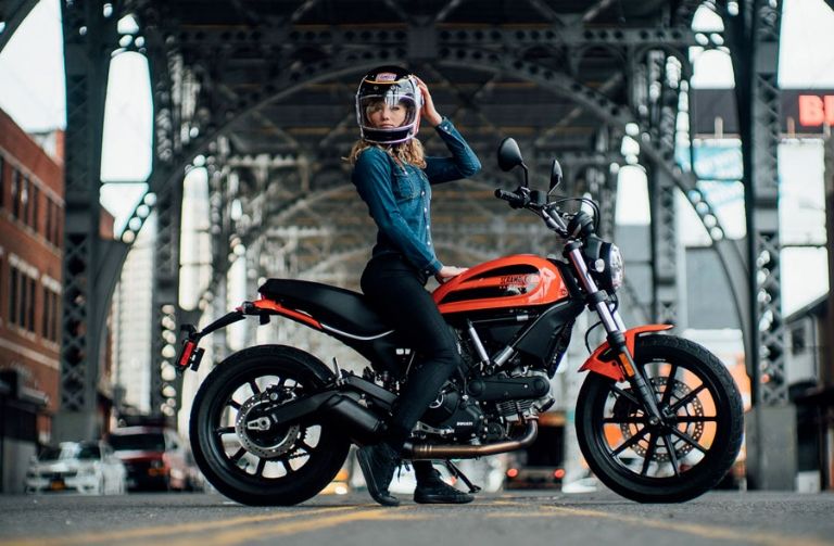 Cuánto cuesta la moto Ducati Scrambler Sixty2 en México este 2024