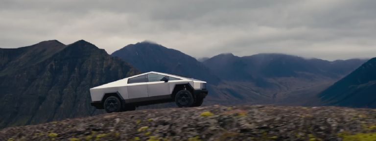 Qué fallas están presentando las camionetas eléctricas Tesla Cybertruck