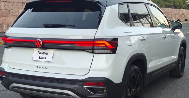 Exterior de VW Taos 2025