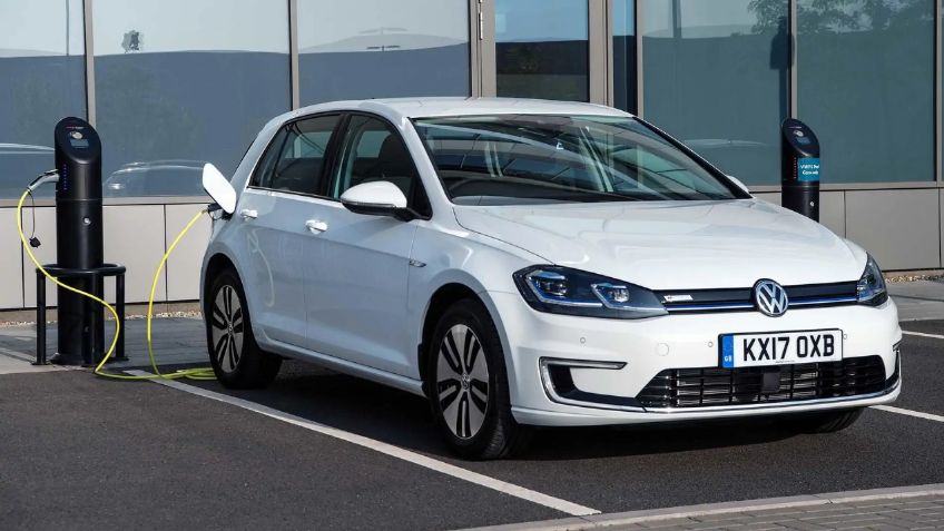 Volkswagen y Rivian están trabajando en un Golf eléctrico, estas son las expectativas