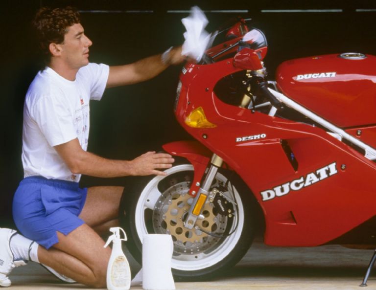 Ducati y Ayrton Senna: Así surgió el amor