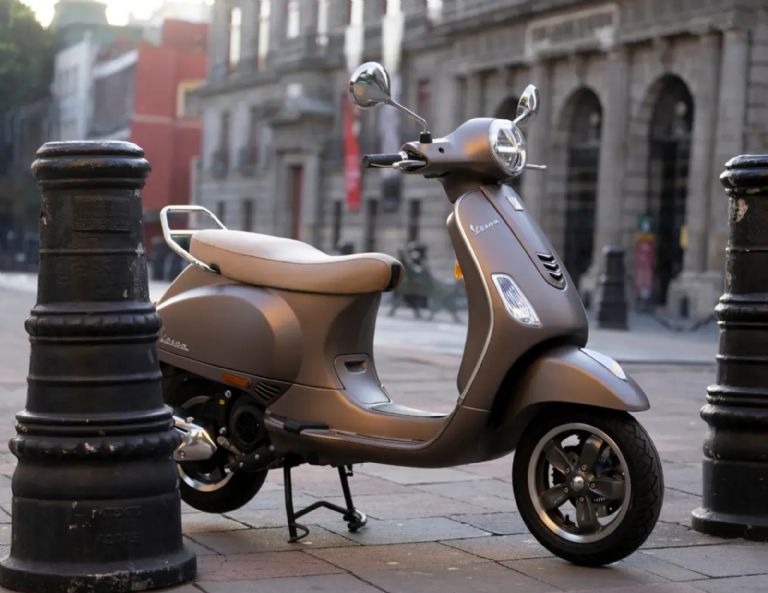 Este es el scooter Vespa más barato que se vende en México