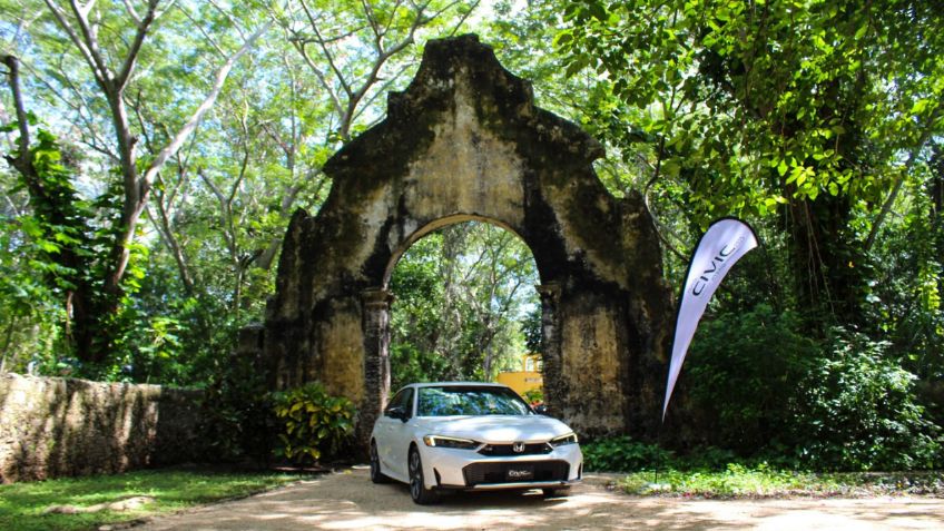 Manejamos el Honda Civic Hybrid 2025, ¡te contamos qué tal nos pareció este auto japonés!