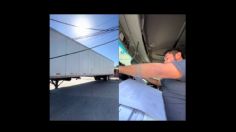 Trailero rompe en llanto tras un percance en Ciudad del Carmen; tiene temor de perder su trabajo