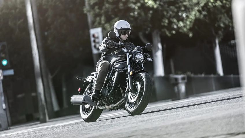 ¿Cuántos caballos de fuerza tiene la Kawasaki Eliminator?