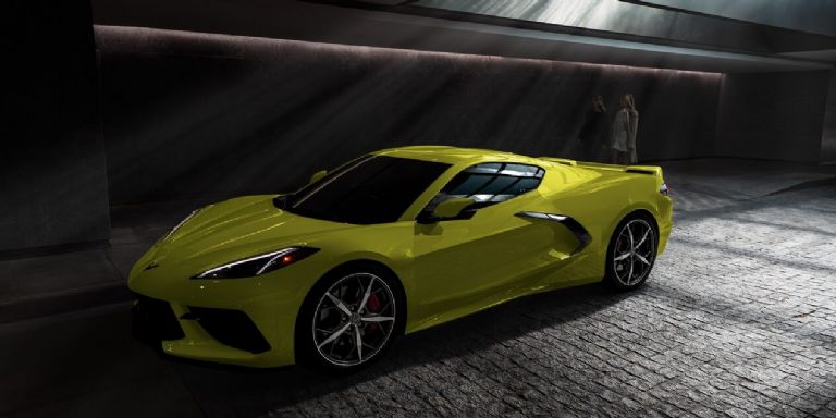 Qué precio tiene el Corvette C8 como el de Latin Lover