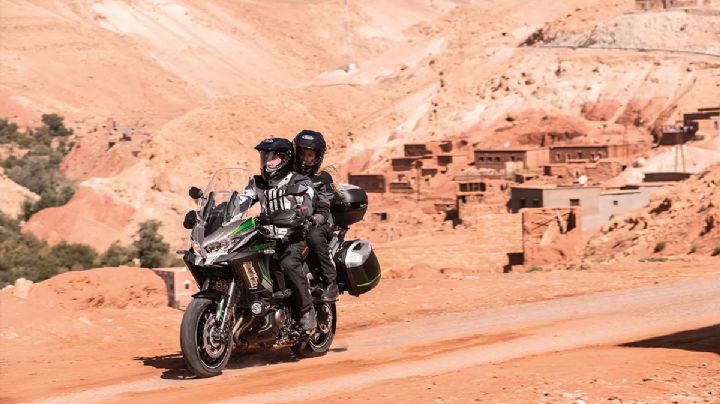 ¿Cuánto corre la Kawasaki Versys 1000 SE? Es una motocicleta ágil y hecha para la aventura