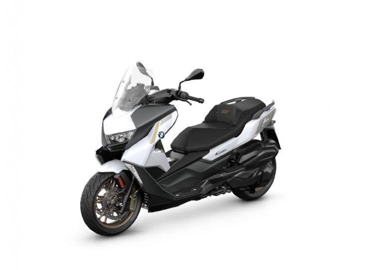 Qué precio tiene el scooter BMW C 400 GT 2024
